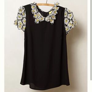 Anthropologie Maeve flutter daisy beaded textured pan collar women’s top size 4